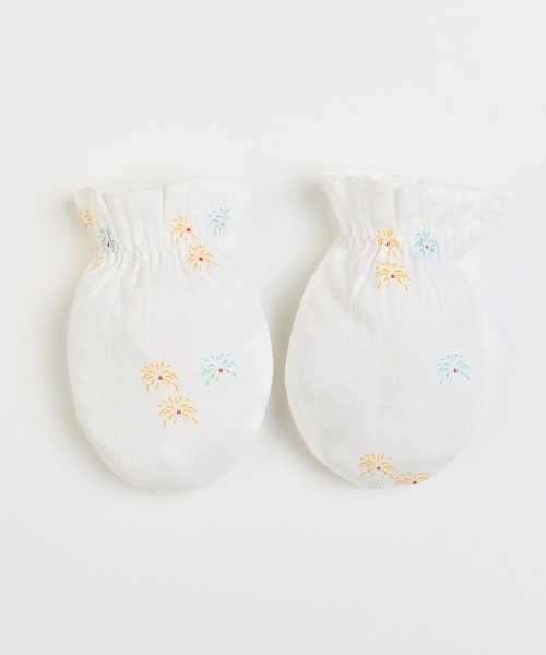moimoln（モイモルン）の「【mini moi】花火柄ベビーミトン・手袋（その他ベビー用品・キッズ・オフホワイト・FREE）」の2枚目の写真