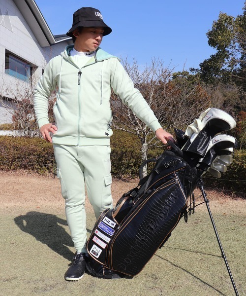 LUXE/R GOLF（ラグジュ ゴルフ）の「(RM)【LUXE/R GOLF】ポリエステル スウェード ファスナー ラインストーン カーゴパンツ（カーゴパンツ・メンズ・ベージュ系/グリーン系/ブラック・X-LARGE/LARGE/MEDIUM）」の7枚目の写真
