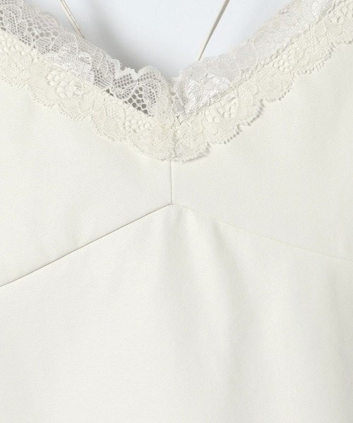 JEANASIS(ジーナシス)の「フェイクレザーレーストリムキャミ/650174(キャミソール・レディース・オフホワイト/ブラック・FREE)」の14枚目の写真