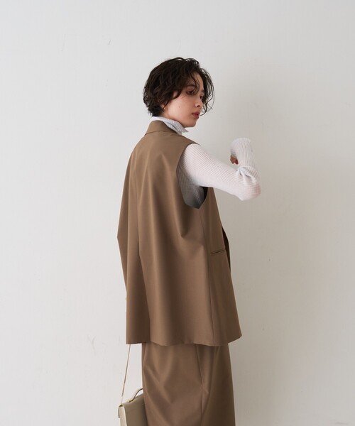 Rouge vif Anna（ルージュヴィフアンナ）の「【セットアップ対応】テーラーカラージレ/ポケット付き/ベスト/春服/セレモニー/手洗い可能（ベスト・レディース・ブラック/モカ・フリー）」の4枚目の写真