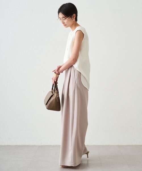 LOUNGEDRESS(ラウンジドレス)の「ダブルジョーゼットノースリブラウス 夏服(シャツ/ブラウス・レディース・オフホワイト/ブラック/ブラウン・FREE)」の7枚目の写真