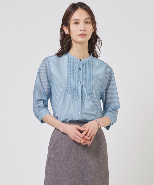 J.PRESS Ladies(J.プレス レディス)の「【一枚で着映え】シアーピンストライプ カットソー(Tシャツ/カットソー・レディース・サックスブルー系1/ホワイト系1/ピンク系1・SMALL)」の2枚目の写真