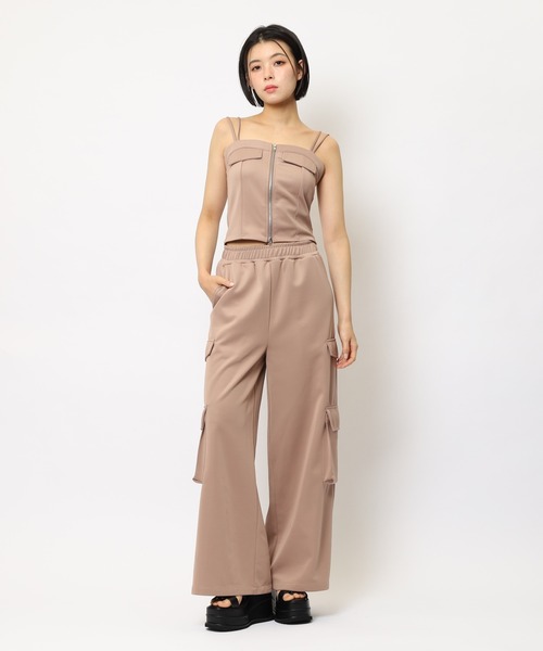 SPIRALGIRL(スパイラルガール)の「ダブルZIPキャミパンツセットアップ(セットアップ・レディース・グレー/ブラック/ベージュ・FREE)」の3枚目の写真