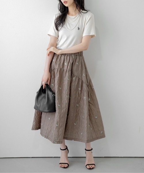 AMELY(エミリー)の「小花柄ギャザーフレアスカート(スカート・レディース・ブラック/ベージュ/ホワイト・フリー)」の21枚目の写真