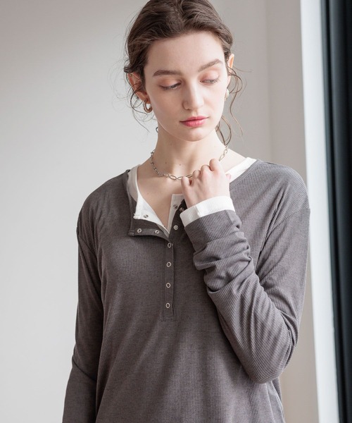bijorie（ビジュリィ）の「【bijorie】ヘンリーネック長袖シアートップス（Tシャツ/カットソー・レディース・ブラウン/チャコール/オフホワイト・FREE）」の21枚目の写真