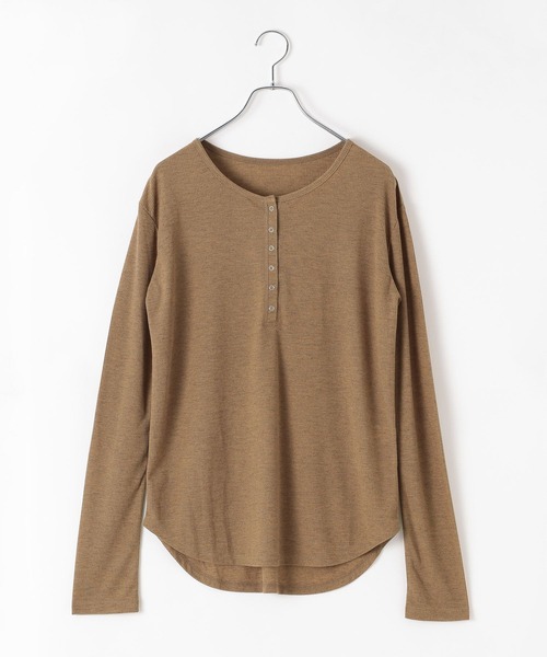 bijorie（ビジュリィ）の「【bijorie】ヘンリーネック長袖シアートップス（Tシャツ/カットソー・レディース・ブラウン/チャコール/オフホワイト・FREE）」の7枚目の写真