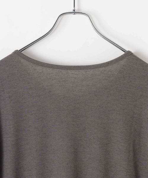 bijorie（ビジュリィ）の「【bijorie】ヘンリーネック長袖シアートップス（Tシャツ/カットソー・レディース・ブラウン/チャコール/オフホワイト・FREE）」の13枚目の写真