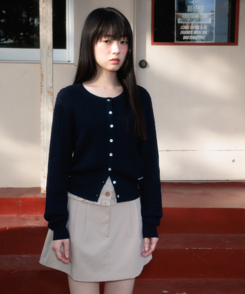 ROSEFRANTZ（ロゼフランツ）の「Cable Knit Basic Cardigan [Navy]（カーディガン/ボレロ・レディース・ネイビー・OS）」の14枚目の写真