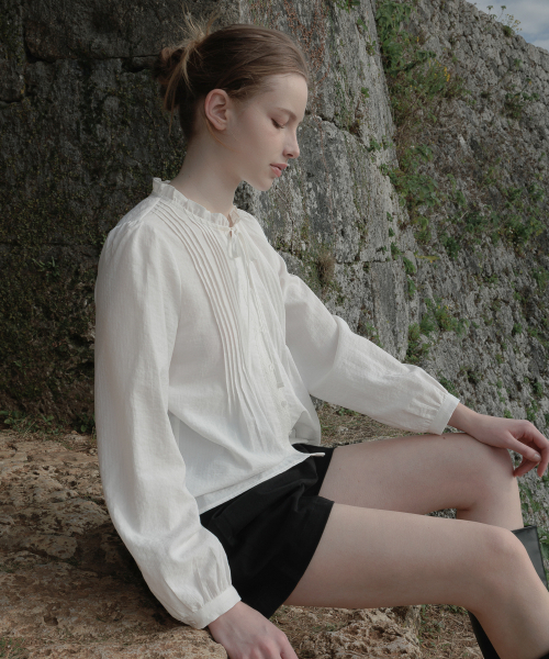 DEHEVE（デヘヴェ）の「Ribbon Ruffle Blouse [Ivory]（シャツ/ブラウス・レディース・アイボリー・FREE）」の3枚目の写真