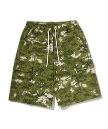 A BATHING APE（アベイシングエイプ）の「MULTI PIXEL CAMO BAPE STA LOGO CARGO RELAXED FIT SWEAT SHORTS（スウェットパンツ）」
