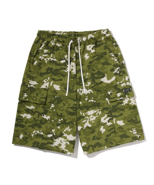 A BATHING APE(アベイシングエイプ)の「MULTI PIXEL CAMO BAPE STA LOGO CARGO RELAXED FIT SWEAT SHORTS(スウェットパンツ・メンズ・ブラック/グリーン・XX-LARGE/MEDIUM/SMALL/X-LARGE/LARGE)」の1枚目の写真