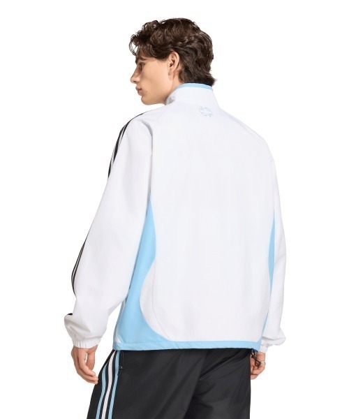 adidas(アディダス)の「adidas originals Argentina National Team 2006 Home Track Top(アディダスオリジナルス アルゼンチン代表 2006 ホーム トラックトップ)(ナイロンジャケット・メンズ・ホワイト・X-LARGE/MEDIUM/SMALL/LARGE/XX-LARGE)」の3枚目の写真