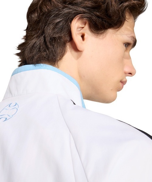 adidas(アディダス)の「adidas originals Argentina National Team 2006 Home Track Top(アディダスオリジナルス アルゼンチン代表 2006 ホーム トラックトップ)(ナイロンジャケット・メンズ・ホワイト・X-LARGE/MEDIUM/SMALL/LARGE/XX-LARGE)」の6枚目の写真