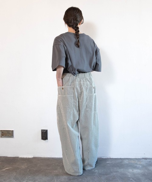 URCH RNA（アーチ アールエヌエー）の「R4450 ストライプのギャルソンパンツ（その他パンツ・レディース・ブラック×ホワイト/ブラウン系その他/グレー×ホワイト・FREE）」の4枚目の写真