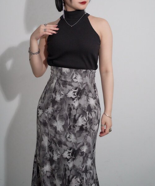 Mavie..7(メヴィセットゥ)の「【Mavie..7】【2サイズ展開】アート柄マーメイドスカート(スカート・レディース・ブラック/グレー/ブルー・SMALL/MEDIUM)」の8枚目の写真