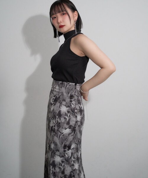 Mavie..7(メヴィセットゥ)の「【Mavie..7】【2サイズ展開】アート柄マーメイドスカート(スカート・レディース・ブラック/グレー/ブルー・SMALL/MEDIUM)」の11枚目の写真