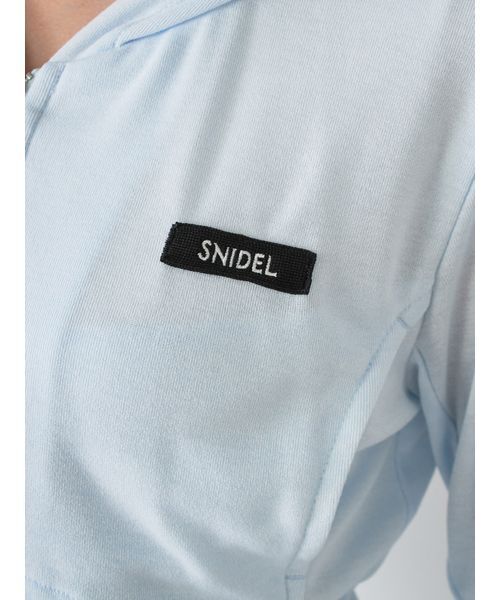 SNIDEL（スナイデル）の「【LUMISHADE】UVカットパーカー（パーカー・レディース・チャコールグレー/シルバー/ホワイト/ライトブルー・F）」の22枚目の写真