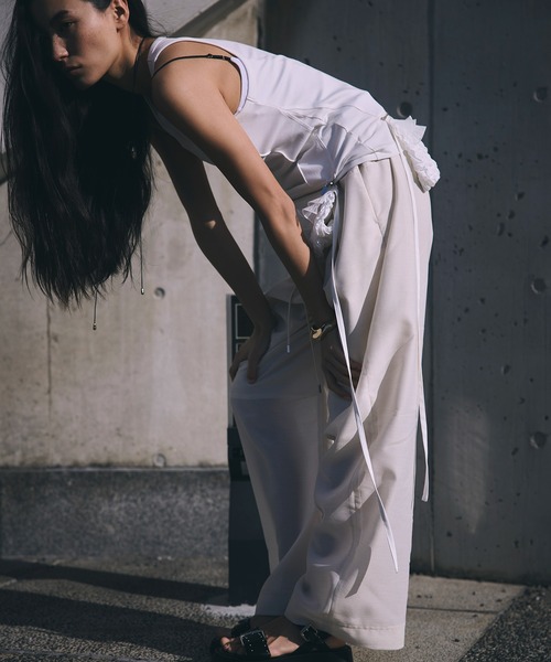 MAISON SPECIAL(メゾンスペシャル)の「Sheer Suiting Easy Pants/シアースーチングイージーパンツ(その他パンツ・レディース・ホワイト/グレー・38/36)」の1枚目の写真
