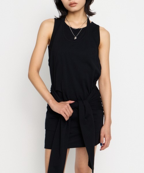 LAGUA GEM(ラグアジェム)の「LAYERED HALTER NECK ワンピース(ワンピース・レディース・ブラック/グレー/ホワイト・SMALL/MEDIUM)」の3枚目の写真