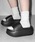 me+em select�i�~�[���Z���N�g�j�́u����{�����[���\�[���p�t�B�[�X���C�h�T���_���^platform volume sole puffy slide sandals�i�T���_���j�v�b�u���b�N