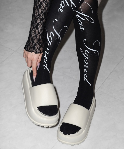 me+em select（ミームセレクト）の「厚底ボリュームソールパフィースライドサンダル／platform volume sole puffy slide sandals（サンダル・レディース・ブラック/アイボリー・LARGE/MEDIUM/SMALL）」の21枚目の写真