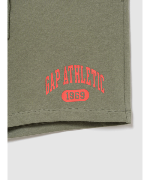 GAP(ギャップ)の「リラックスフィット フレンチテリー グラフィックショートパンツ(その他パンツ・メンズ・ブルー/グリーン/ネイビー/オフホワイト/イエロー/ブラック・XL/L/M/S/XS)」の12枚目の写真
