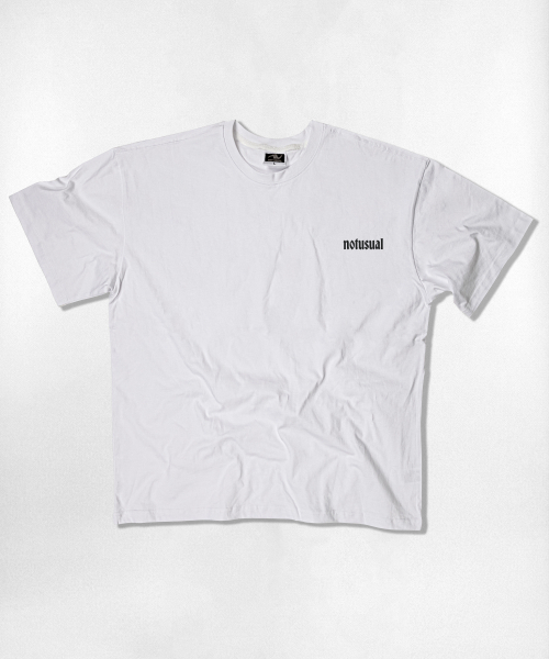 NOTUSUAL（ノットユージュアル）の「ゴシッククロスオーバーサイズ半袖Tシャツ4色（Tシャツ/カットソー・レディース・ネイビー/ホワイト/ホワイト×グレー/ブラック・SMALL/MEDIUM/LARGE/X-LARGE）」の14枚目の写真