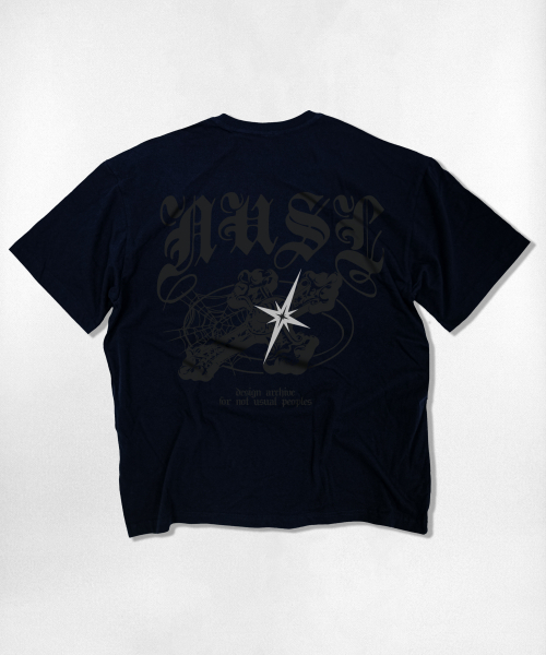 NOTUSUAL（ノットユージュアル）の「ゴシッククロスオーバーサイズ半袖Tシャツ4色（Tシャツ/カットソー・レディース・ネイビー/ホワイト/ホワイト×グレー/ブラック・SMALL/MEDIUM/LARGE/X-LARGE）」の19枚目の写真