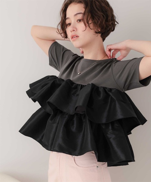 titivate(ティティベイト)の「シャイニーティアードフリルトップス(Tシャツ/カットソー・レディース・ネイビー/チャコール/アイボリー/ブラック/ブラウン/オフホワイト・M/S/L)」の5枚目の写真