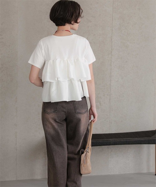 titivate(ティティベイト)の「シャイニーティアードフリルトップス(Tシャツ/カットソー・レディース・ネイビー/チャコール/アイボリー/ブラック/ブラウン/オフホワイト・M/S/L)」の12枚目の写真