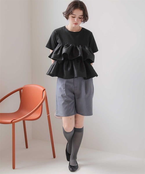 titivate(ティティベイト)の「シャイニーティアードフリルトップス(Tシャツ/カットソー・レディース・ネイビー/チャコール/アイボリー/ブラック/ブラウン/オフホワイト・M/S/L)」の18枚目の写真