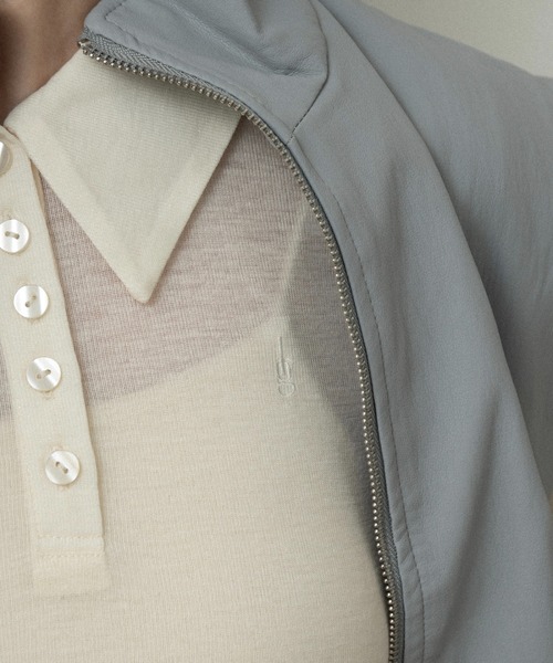 lawgy（ラウジー）の「sheer logo compact polo tops / シアーロゴコンパクトポロトップス（Tシャツ/カットソー・レディース・ヘザーグレー/アイボリー/ピンク系・FREE）」の6枚目の写真