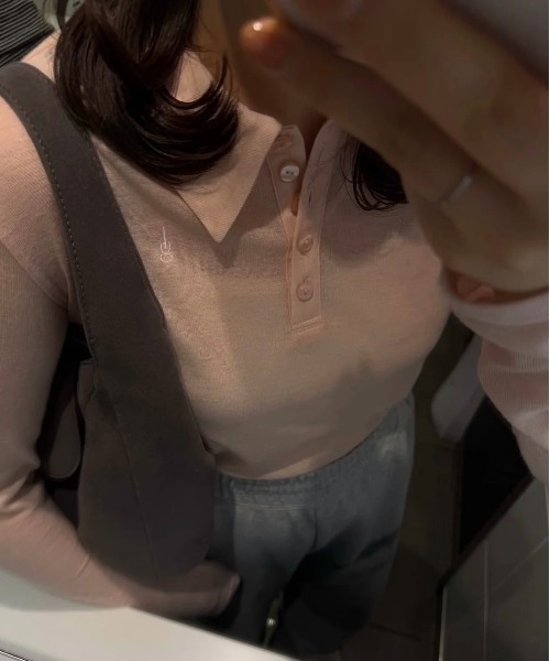lawgy（ラウジー）の「sheer logo compact polo tops / シアーロゴコンパクトポロトップス（Tシャツ/カットソー・レディース・ヘザーグレー/アイボリー/ピンク系・FREE）」の20枚目の写真