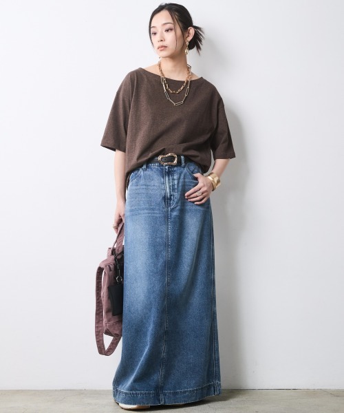 CHIC STYLE(シックスタイル)の「綿100%ボートネックロゴプリントTシャツ<大きいサイズ有>シックスタイル(Tシャツ/カットソー・レディース・グレー系/ブラウン系・M/L/LL/3L/4L/5L)」の4枚目の写真