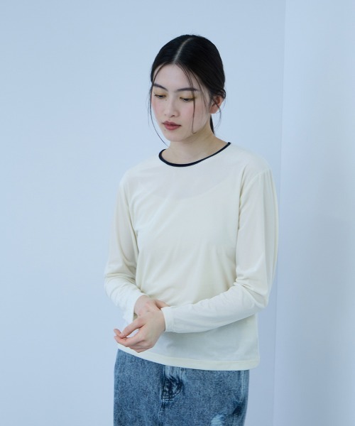 VICKY(ビッキー)の「シアーベロアロングスリーブカットソー【日本製】(Tシャツ/カットソー・レディース・オフホワイト/ネイビー/チャコールグレー・M)」の1枚目の写真