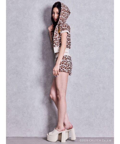 GALFY(ガルフィー)の「GYDA×GALFY leopard pileパーカー【セットアップ着用可能】(パーカー・レディース・ベージュ/ブラック/ピンク・FREE)」の16枚目の写真
