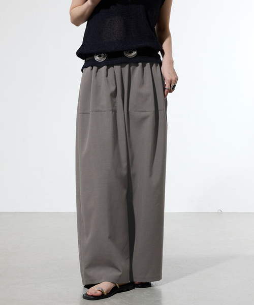 IENA(イエナ)の「《一部店舗限定》ウォッシャブルワイドギャザーパンツ(その他パンツ・レディース・ブラウン/ライトグレー・38/36)」の7枚目の写真