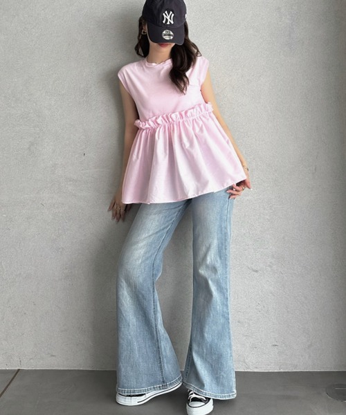TREOVER(トレオーバー)の「1枚でサマになるフリル切替Tシャツ(Tシャツ/カットソー・レディース・ベージュ/ブラック/オフホワイト/ピンク・FREE)」の13枚目の写真