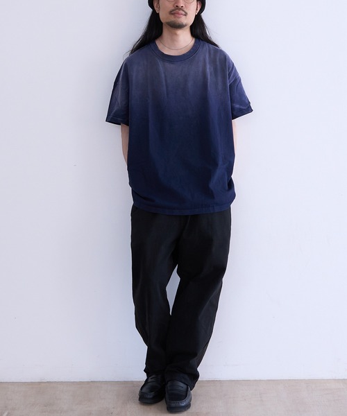 LES TIEN(レスティエン)の「LES TIEN OVERSIZED TEE (HV-2036J-SF)(Tシャツ/カットソー・メンズ・ネイビー/オレンジ/ブラック・LARGE/SMALL/MEDIUM)」の18枚目の写真