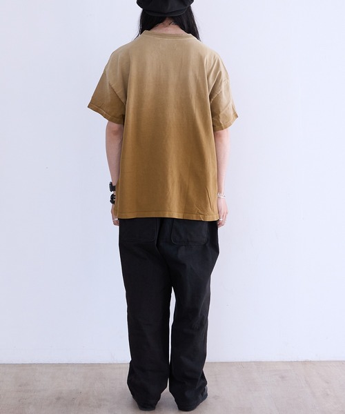LES TIEN(レスティエン)の「LES TIEN OVERSIZED TEE (HV-2036J-SF)(Tシャツ/カットソー・メンズ・ネイビー/オレンジ/ブラック・LARGE/SMALL/MEDIUM)」の11枚目の写真
