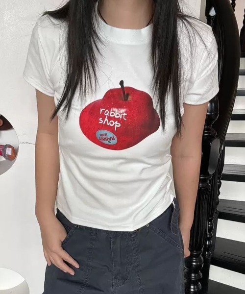 LAC-VERT(ラック・ヴェール)の「【選べる5種類】プリントホワイトTシャツ(Tシャツ/カットソー・レディース・ホワイト系その他3/ホワイト系その他2/ホワイト/ホワイト系その他4/ホワイト系その他・FREE)」の4枚目の写真