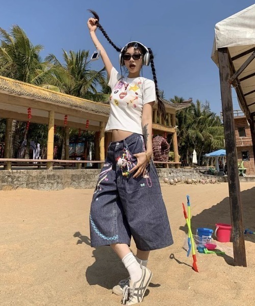 LAC-VERT(ラック・ヴェール)の「【選べる5種類】プリントホワイトTシャツ(Tシャツ/カットソー・レディース・ホワイト系その他3/ホワイト系その他2/ホワイト/ホワイト系その他4/ホワイト系その他・FREE)」の7枚目の写真