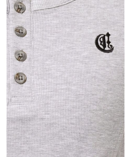 EVRIS（エヴリス）の「ハーフスリーブワンポイントヘンリーネックトップス（Tシャツ/カットソー・レディース・グレー/ホワイト/ピンク/ブラック・FREE）」の10枚目の写真