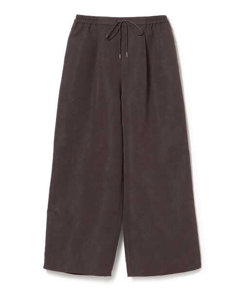 BEAMS HEART(ビームスハート)の「エンボス フラワー パンツ(スラックス・レディース・ブラウン/チャコールグレー/ナチュラル・FREE)」の11枚目の写真