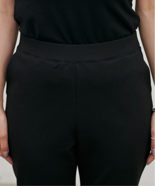 LARUTA（ラルータ）の「【LARUTA】［接触冷感・アンチピリング］美脚フレアパンツ（その他パンツ・レディース・モカ/ブラック・MEDIUM/LARGE）」の16枚目の写真