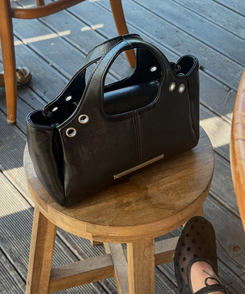 RAIMENT(レイメント)の「Ringo Bag_BLACK(ショルダーバッグ・レディース・その他・FREE)」の7枚目の写真