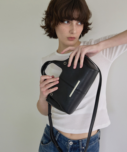 RAIMENT(レイメント)の「Ringo Bag_BLACK(ショルダーバッグ・レディース・その他・FREE)」の8枚目の写真