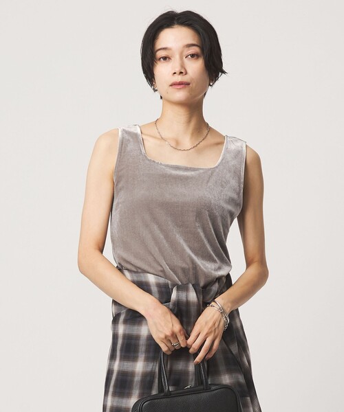 green label relaxing(グリーンレーベルリラクシング)の「ベロア タンクトップ(タンクトップ・レディース・ベージュ/ダークブラウン/ブラック・FREE)」の9枚目の写真