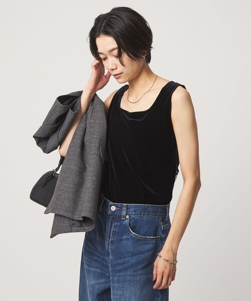 green label relaxing(グリーンレーベルリラクシング)の「ベロア タンクトップ(タンクトップ・レディース・ベージュ/ダークブラウン/ブラック・FREE)」の13枚目の写真