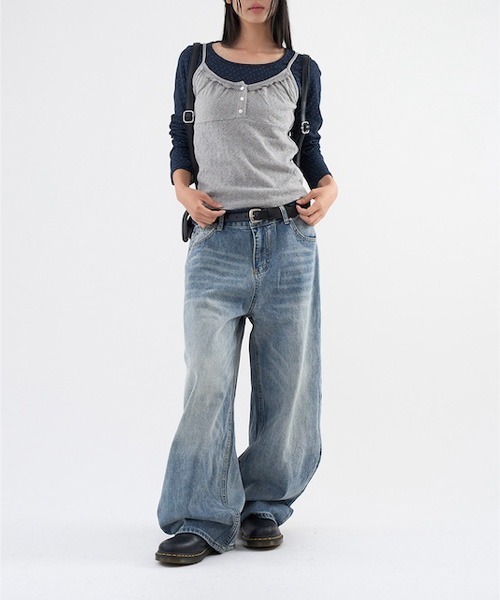 raucohouse(ラウコハウス)の「ヴィンテージ加工バルーンデニムパンツ(デニムパンツ・レディース・ブラック/ブルー/ライトブルー・S/M)」の5枚目の写真